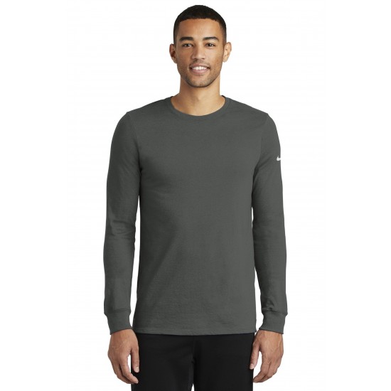 Nike Dri-FIT Cotton/Poly Long Sleeve Tee. NKBQ5230 Nike Dri-FIT Cotton/Poly Long Sleeve Tee. NKBQ5230